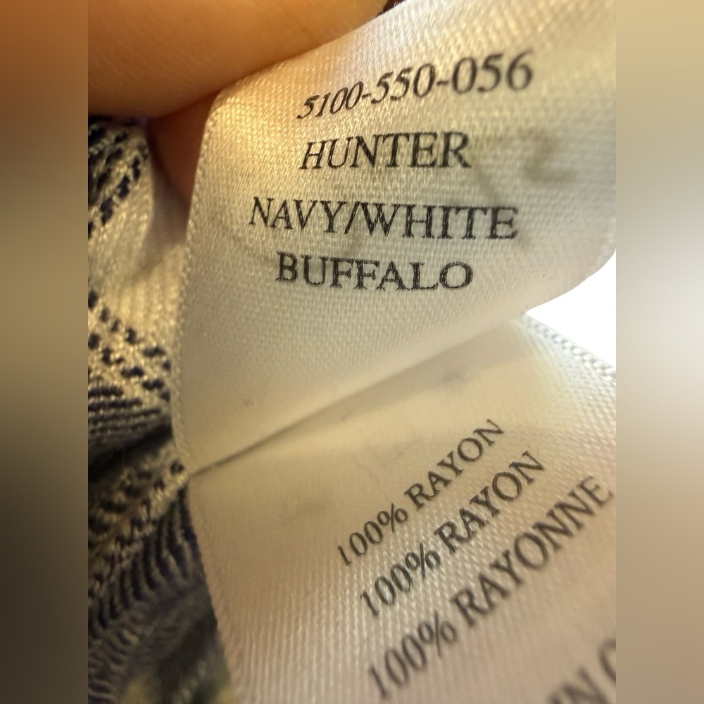 Rails Hunter Buffalo Plaid Button Down Shirt Navy White M Rayon Soft Flannel - Picture 9 of 9